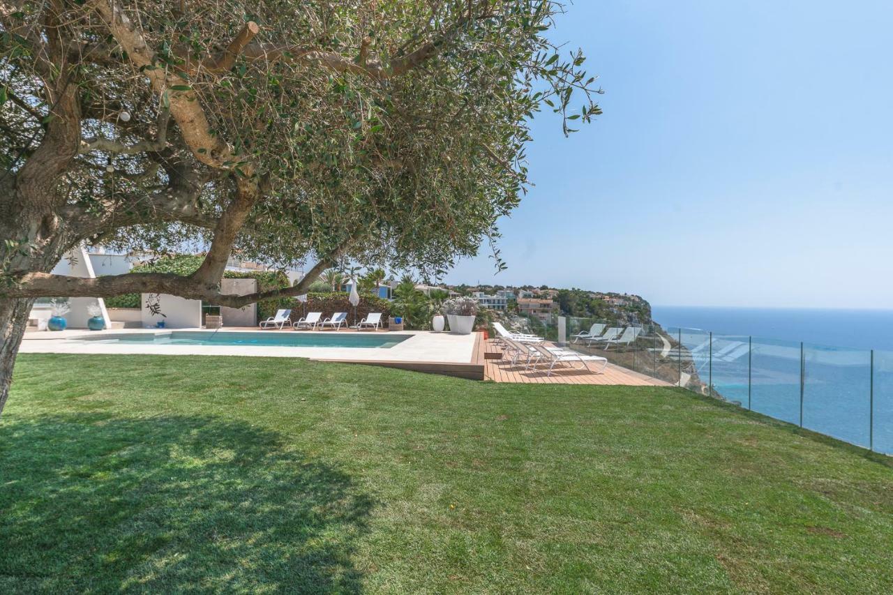 Luna Villa *